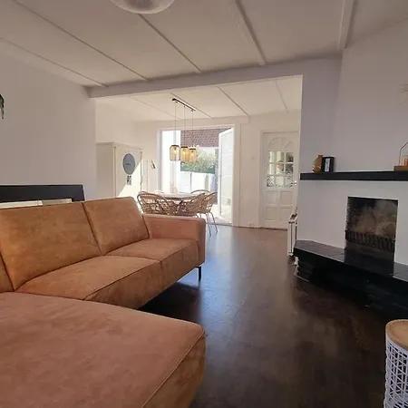 House 3 Bedrooms In The Old Village Centre At Sea Noordwijk