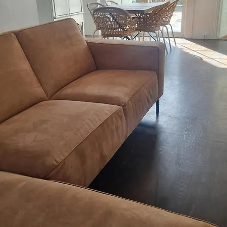 House 3 Bedrooms In The Old Village Centre At Sea Apartment